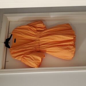 Pretty Little Thing dress